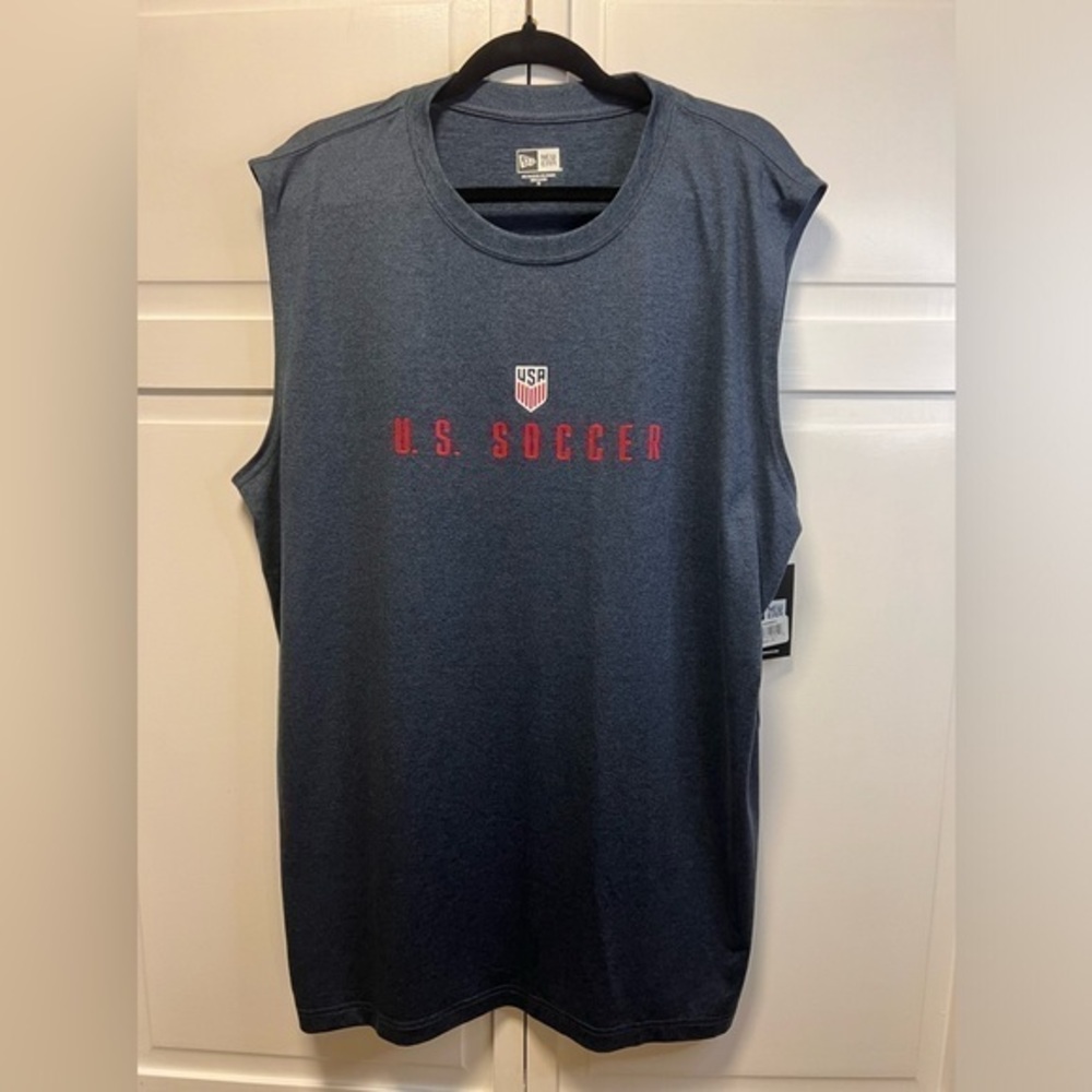 NWT USWNT NEW ERA  Active Sleeveless T-Shirt Size Men’s XL Color Heather Navy